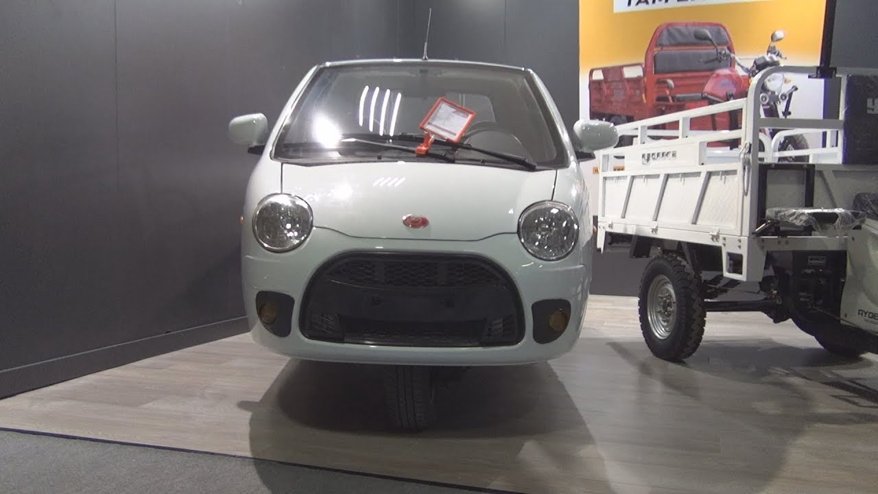 Yuki Motor Pickup 600cc Truck (2019) Exterior and Interior