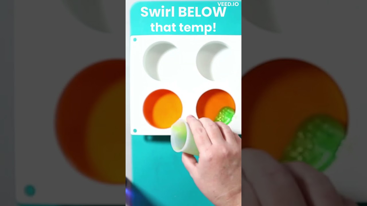What's the FIRST Melt & Pour Swirl you should try? THIS one: easy and fun!