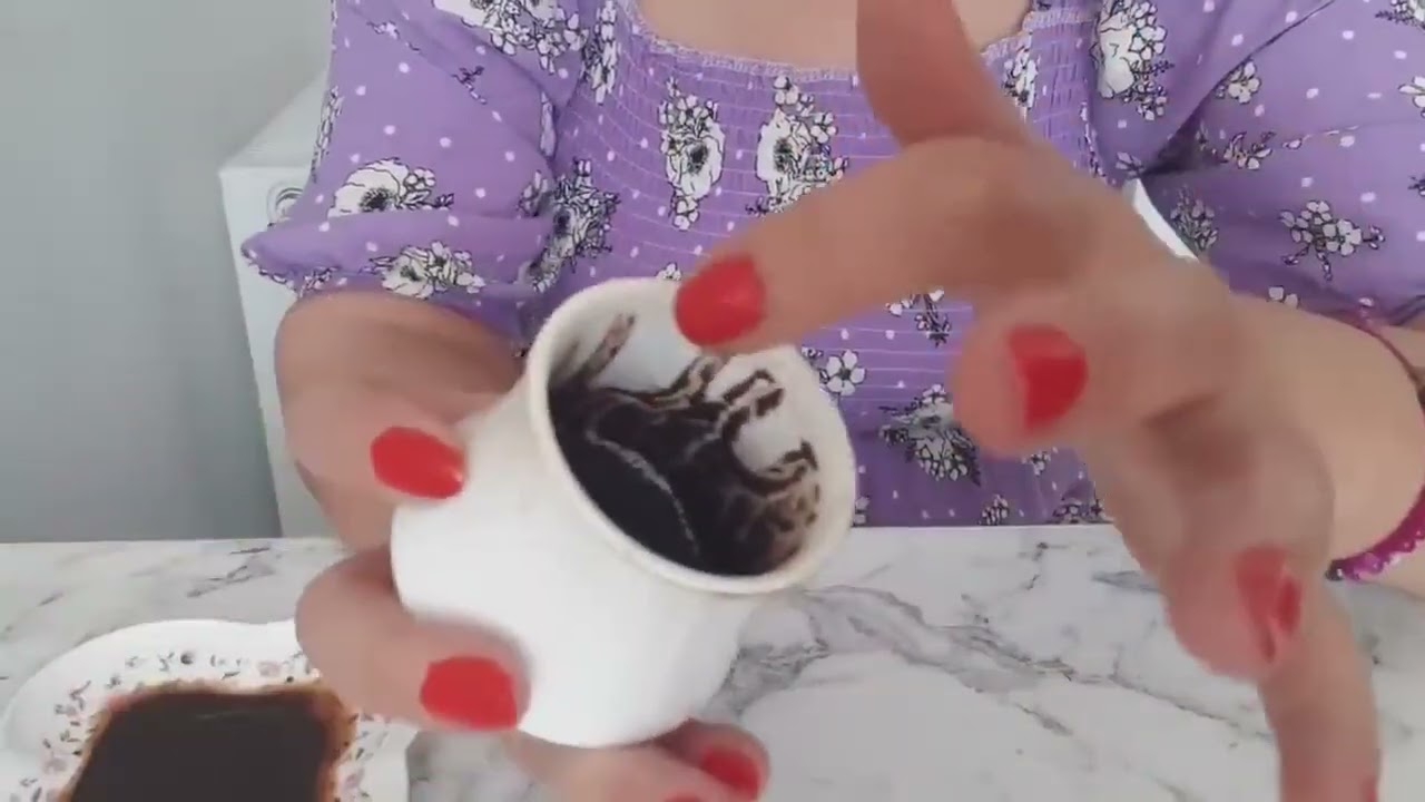 SAKLADIKLARINDAN BIKMIŞSIN ONSUZ HAYAT BİR HİÇ DİYOR İÇİ YANIYOR💔💑❤🤲💦KAHVE FALI