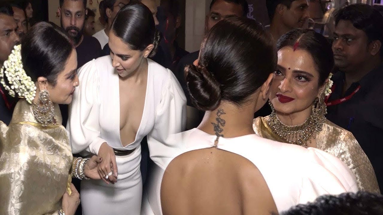 Rekha Gets EMOTIONAL After Deepika Paukone Takes Care Of Her In Public At Hello Hall Of Fame Awards