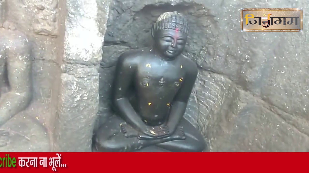 गोमती नदी के मध्य में स्थित 2200 वर्ष प्राचीन  जैन मंदिर - तीर्थंकर लेनी