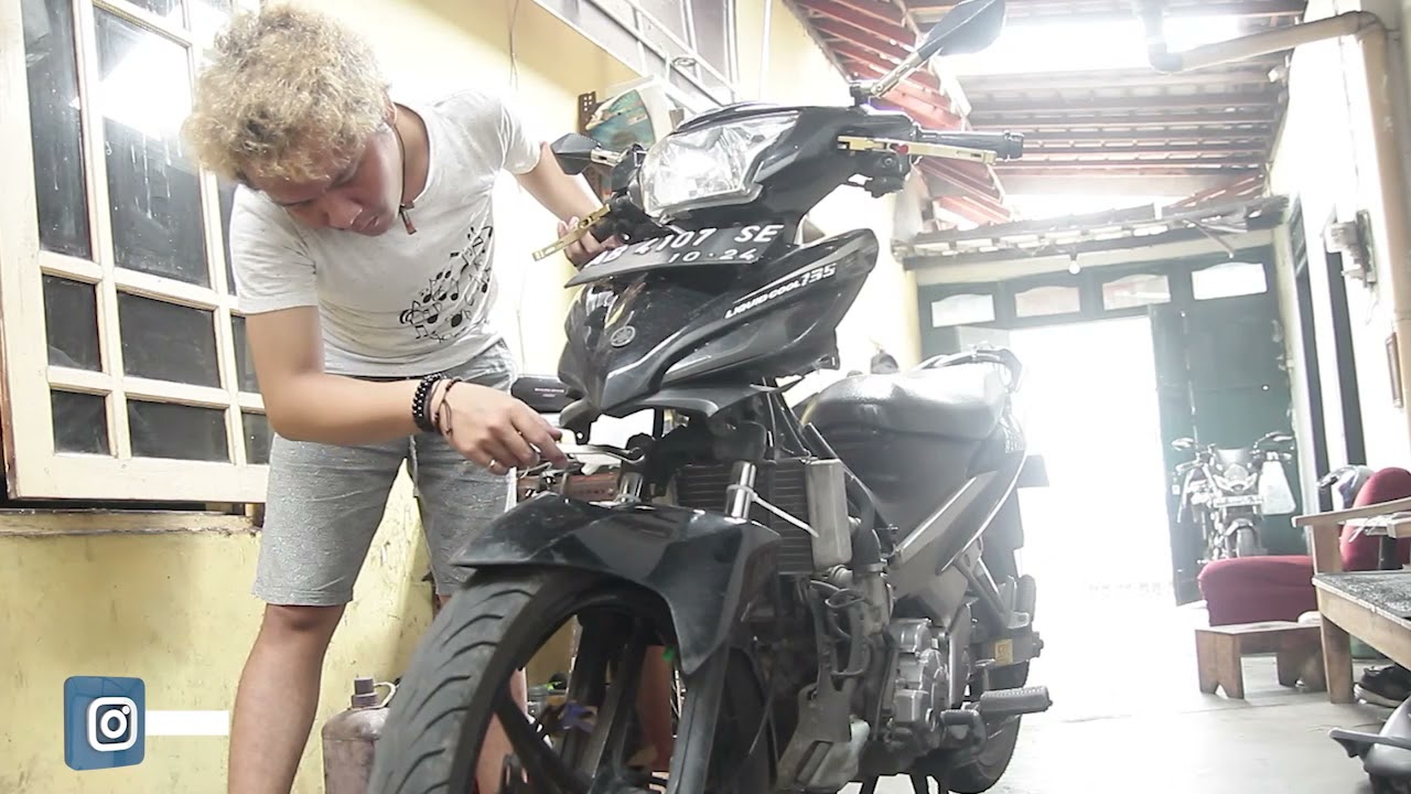 Tips Menurunkan Shock Depan Yamaha New Jupiter MX