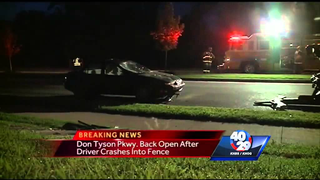 Car malfunctions and then crashes into a fence