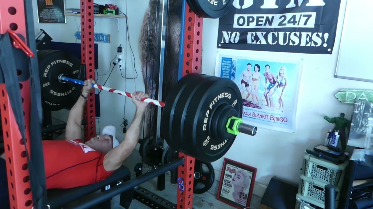 MACS 5280 GYM bench press 330 at 67