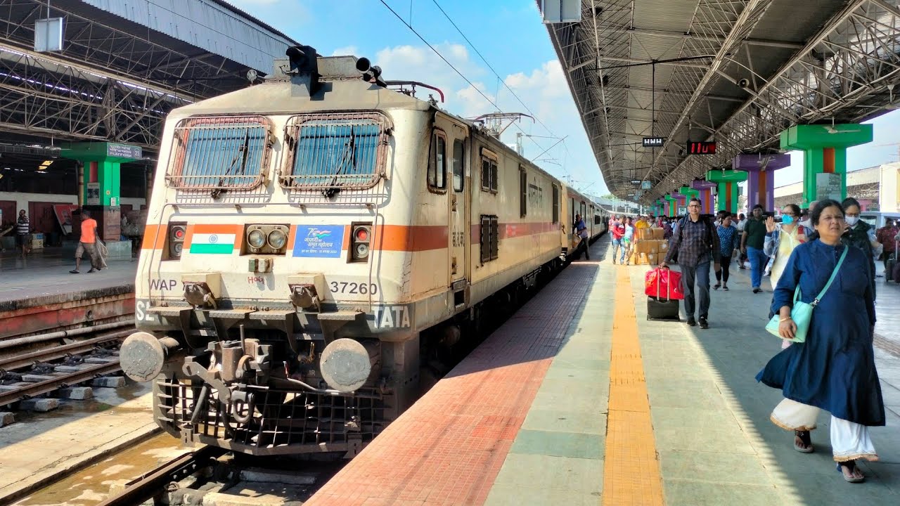Tatanagar to Howrah Full Journey || Onboard Steel Express || 12814 Train || TATA - HWH