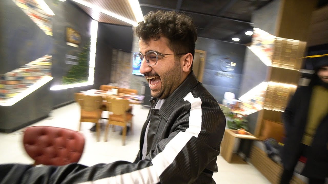 We surprised Luqman for his birthday 🎂(مه‌ سوپرایز بو لوقمانی چێکر) #VLOG-45