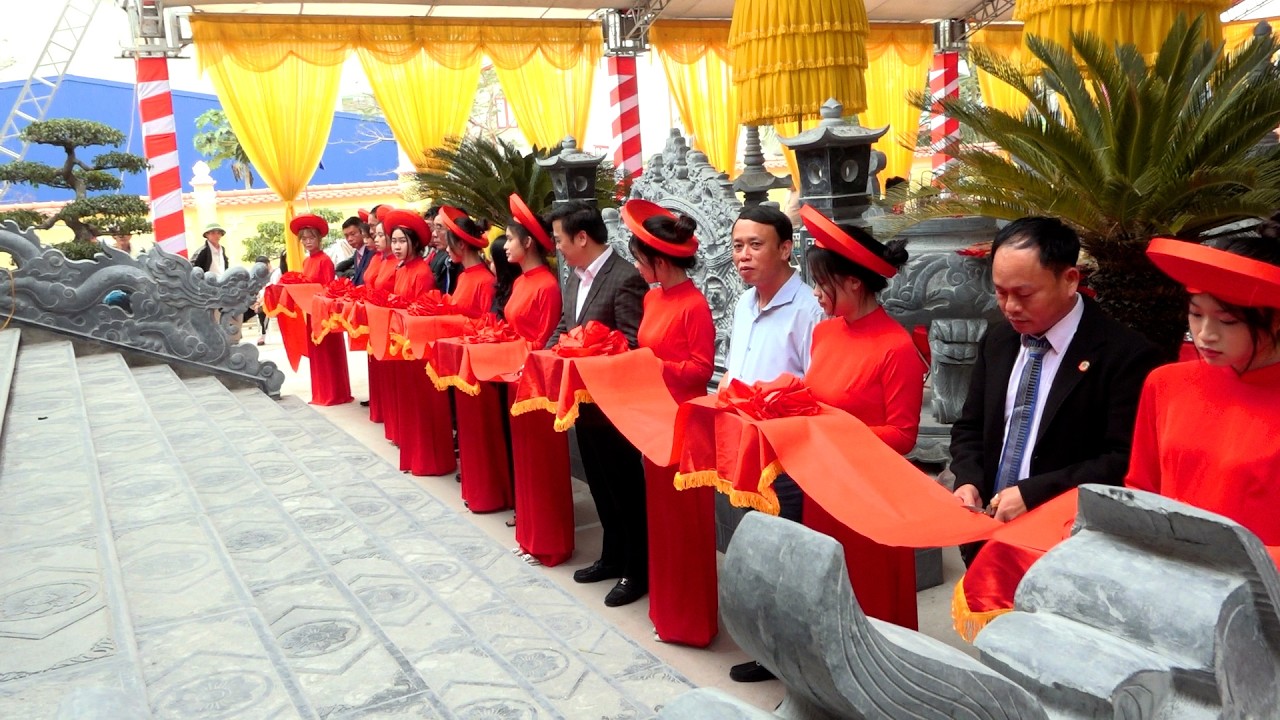 Lễ cắt băng khánh thành nhà tưởng niệm làng kim đới 1