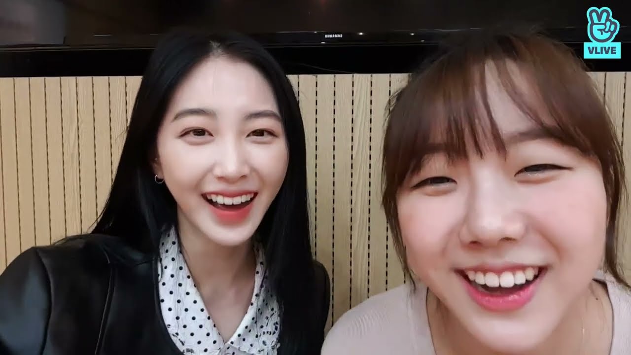 Polka Dots and Top Bun’s V LIVE (엘리스 (ELRIS)/앨리스 (ALICE) 200415 VLIVE)