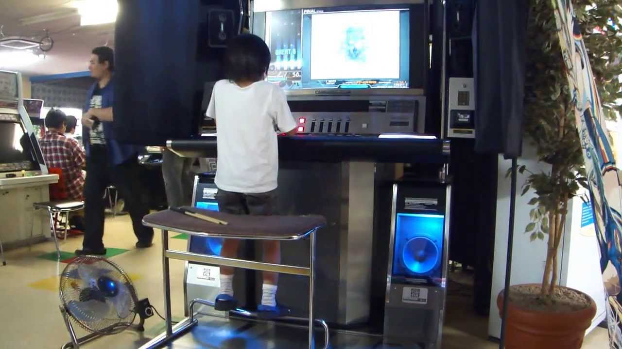 [beatmania IIDX 20 tricoro]  V  (H)