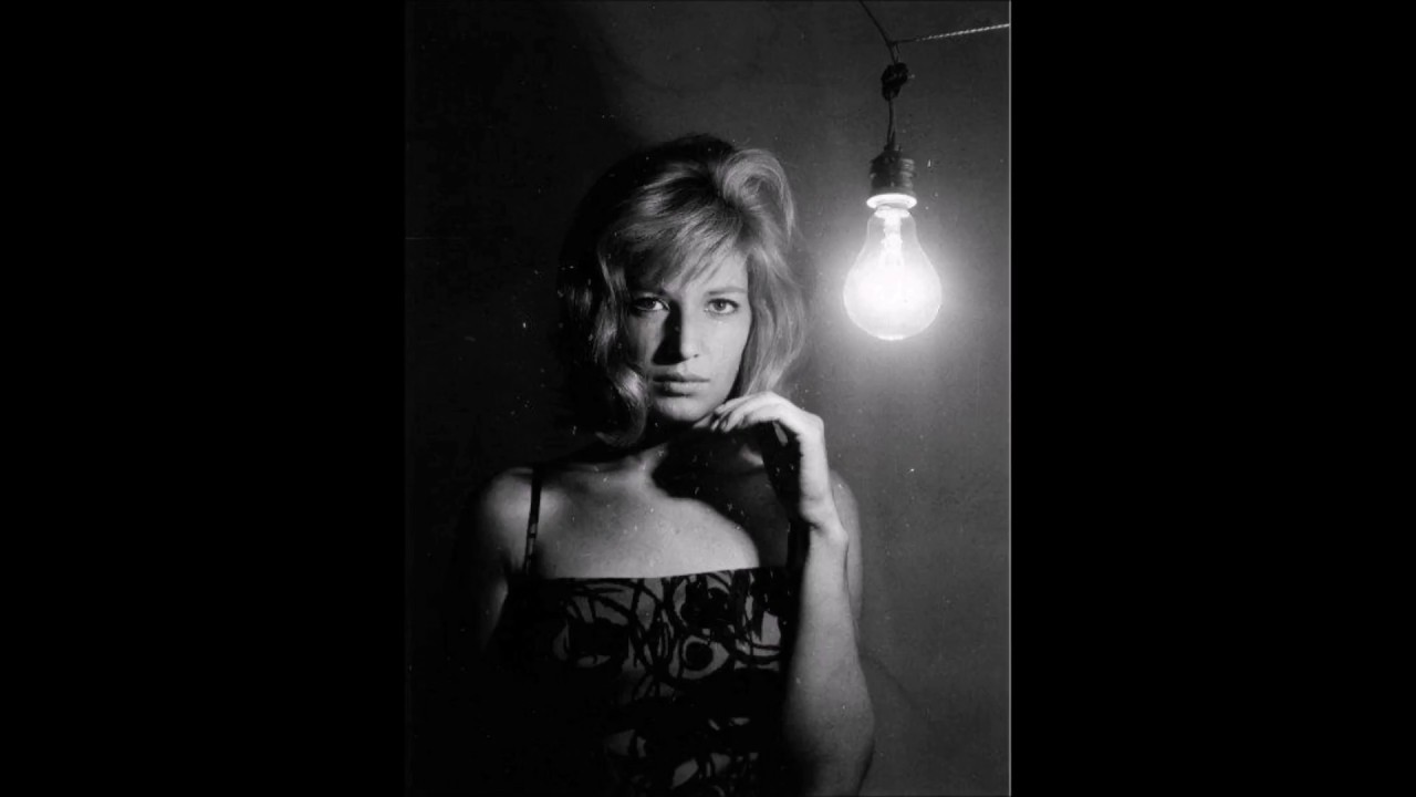 Radio "El Sotano" - Echa Una Moneda En La Jukebox