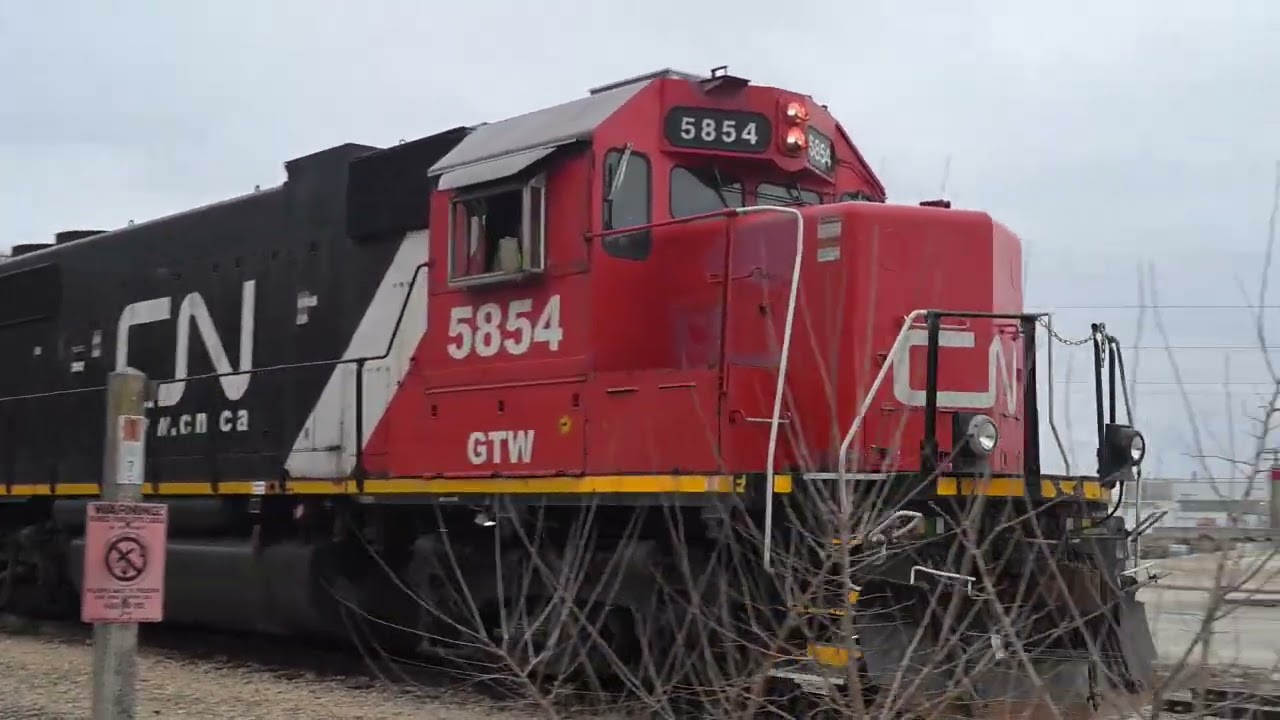 Shunting Freight Cars at the Heinz Factory in Champaign IL