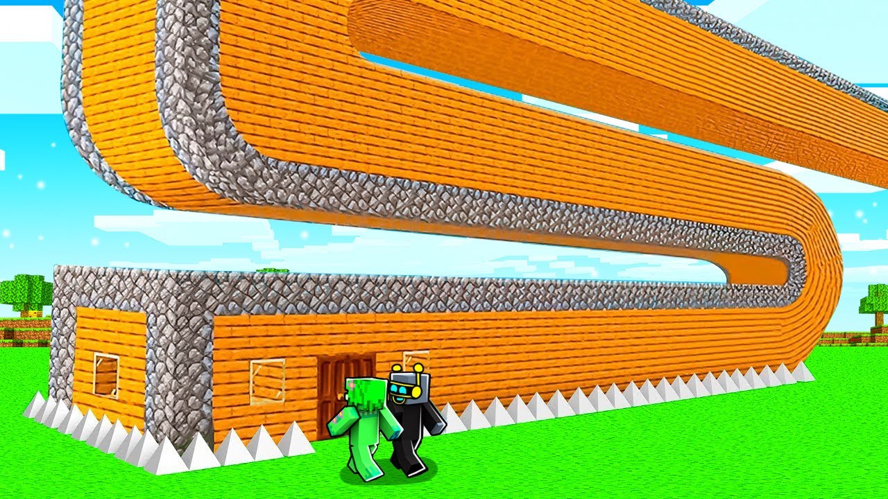 TROLEE a mi AMIGA AUMENTANDO lentamente su CASA en MINECRAFT!