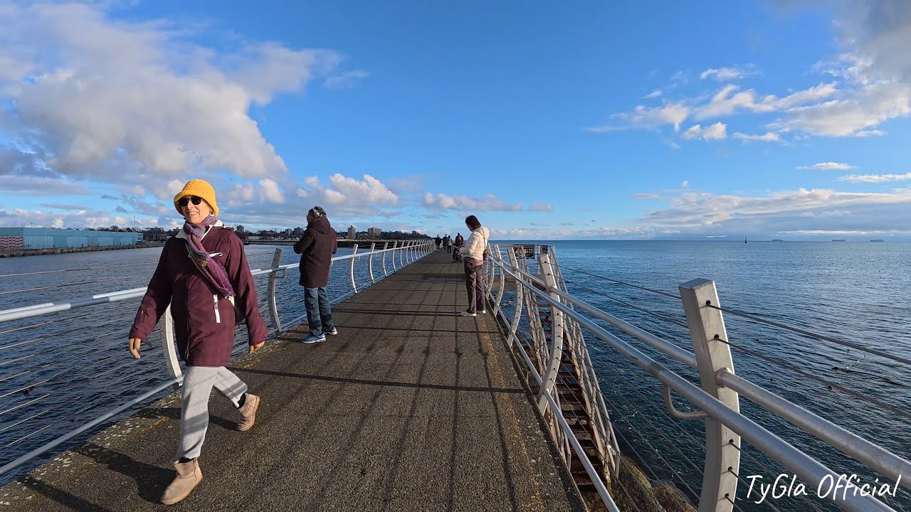 Ogden Point Breakwater [Walking Full Lengh] Victoria B.C. Canada *4k 60fps* @tyglaofficial #travel
