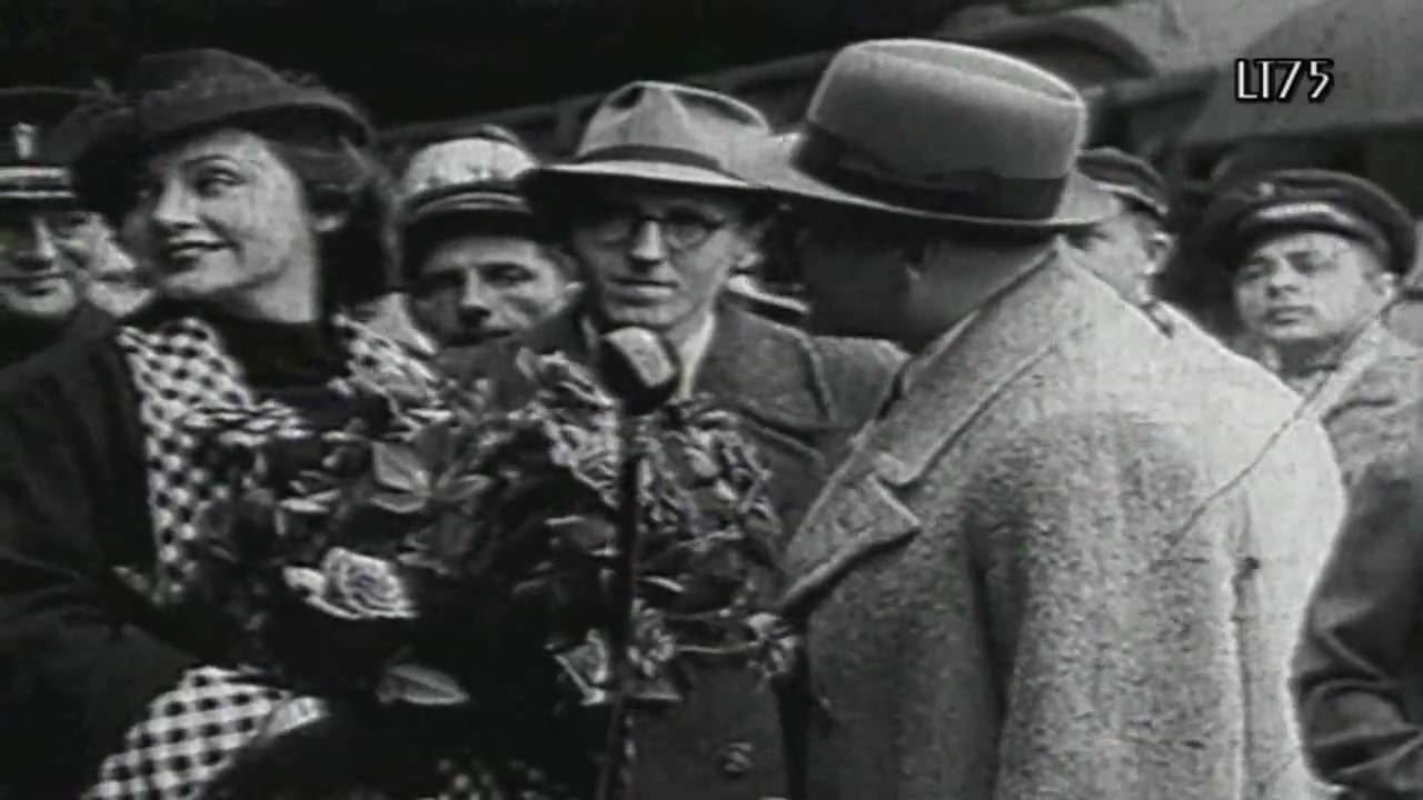 Swing from Berlin (42) Erhard Bauschke -  Du darfst mir nie mehr rote Rosen schenken (1941)