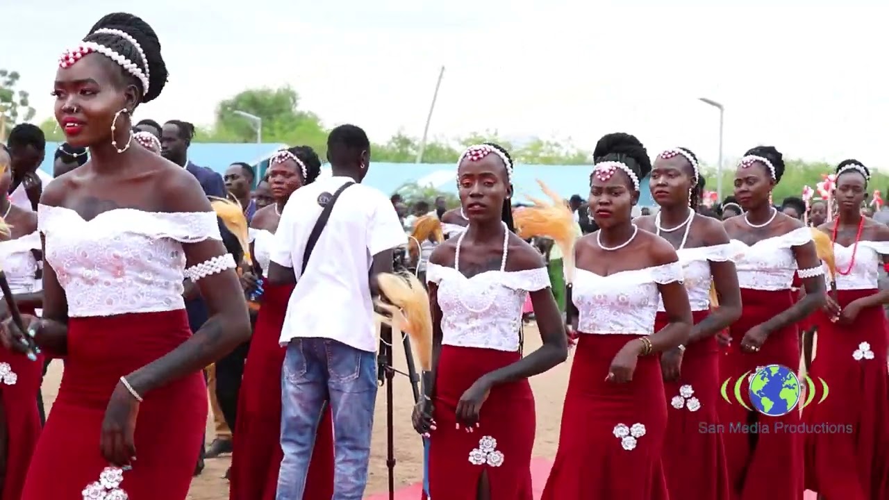Kolnyang girls in Kakuma
