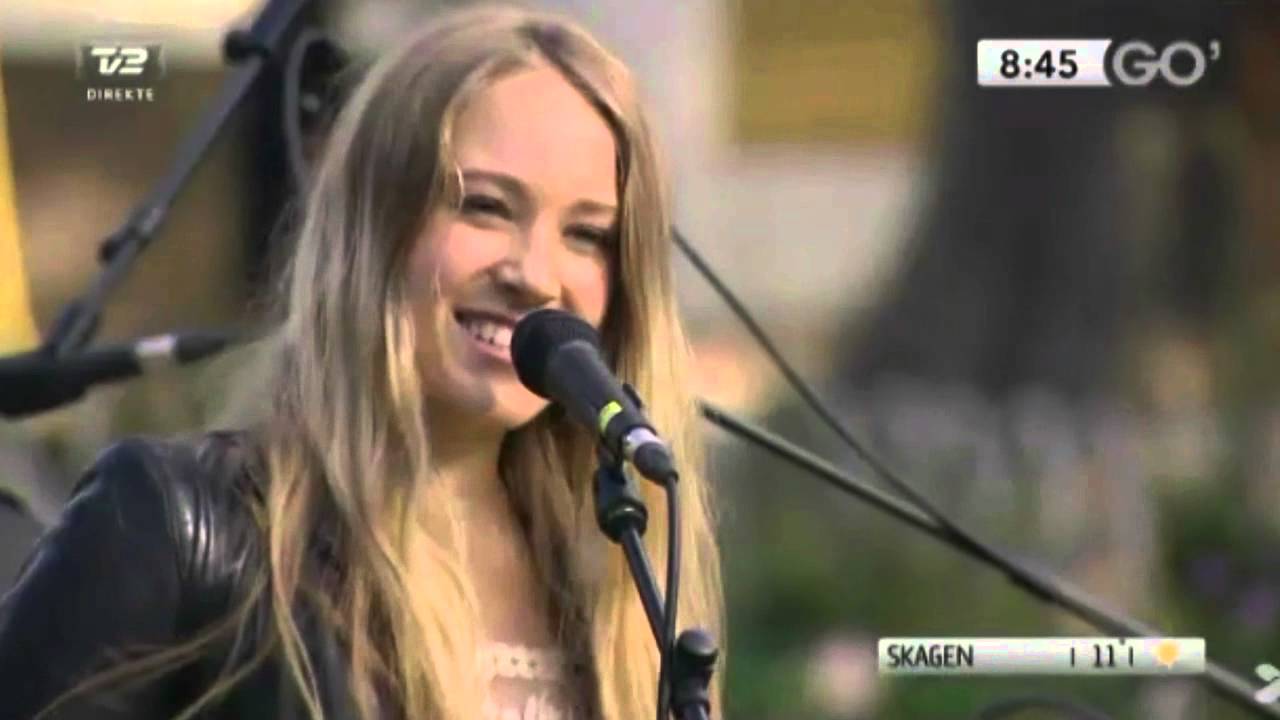 Soluna Samay performs L.O.V.E @ Go' Morgen Danmark 18th June 2013