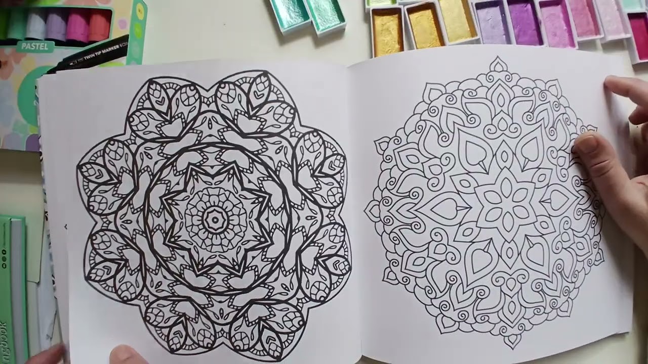 2 prachtige kleurboeken 
