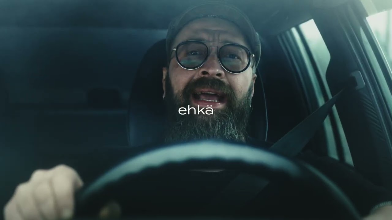 Kapea tie -musiikkivideo.