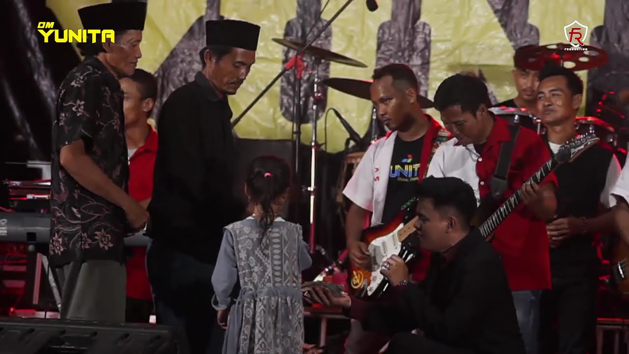 Lagu viral 2024 Tajamnya karang(mansyurs) _ M halili full saweran  Live Om yunita