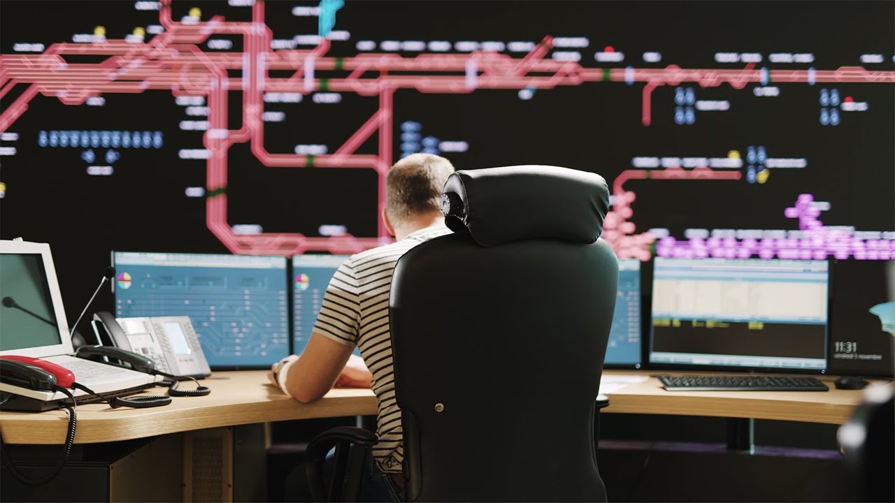 Le régulateur sous-station : un métier du Centre de Commandement Unique