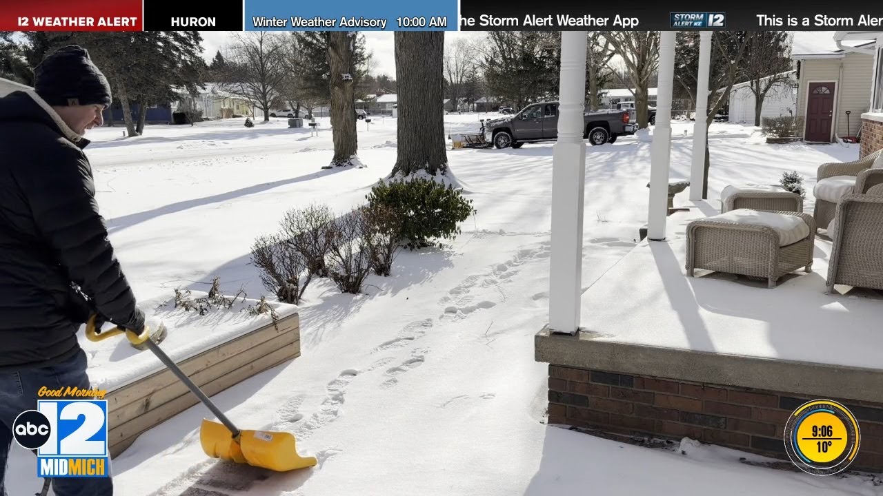 Medical Monday: Staying safe while shoveling to avoid injuries