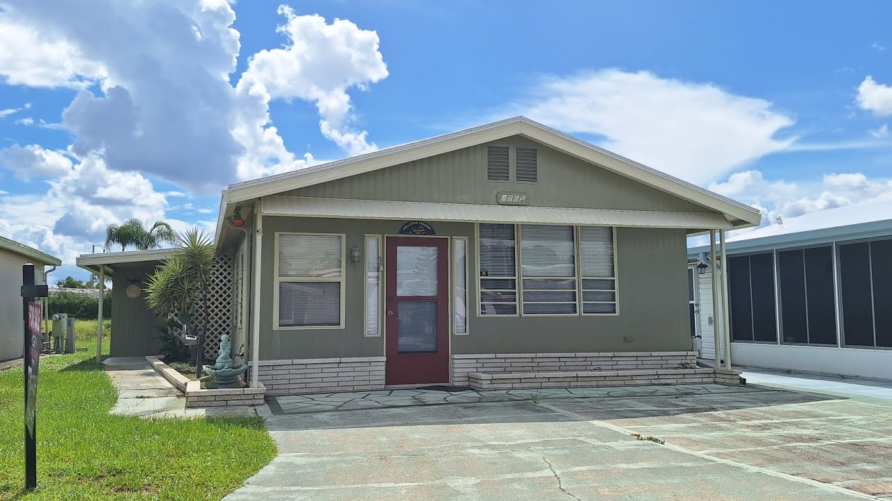 Se Vende Mobile Home con Terreno Incluido de 2 Dormitorios 2 Baños en Winter Haven, Florida 33881