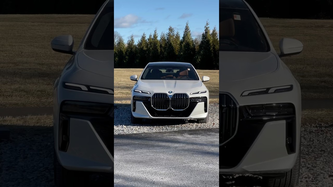 Inside look at the 2025 BMW 7 Series #bmw #bmw7series #bmwm #sedan #carshorts #fyp #cars #bimmer