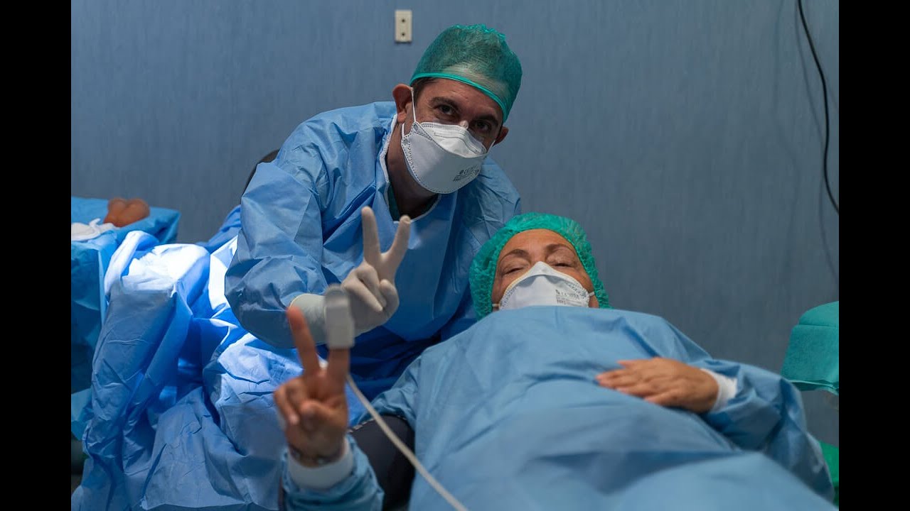 Carmen Gloria se realiza la cirugía Faco-Refractiva en Vithas Eurocanarias