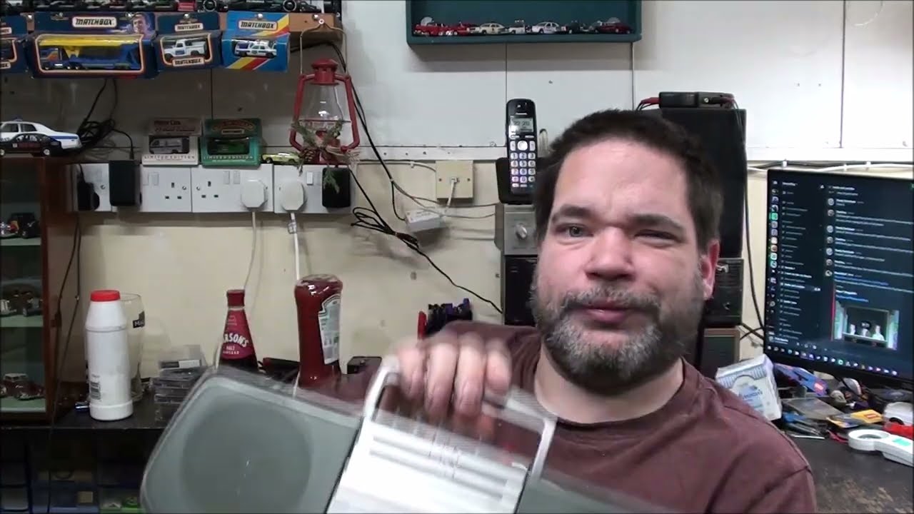 Ретро-электроника: 2 компьютера, 2 радиоприёмника | Недоволен своим жилищным положением