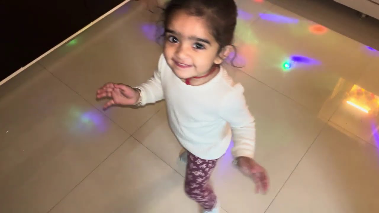 Kon Gir Gaya ???