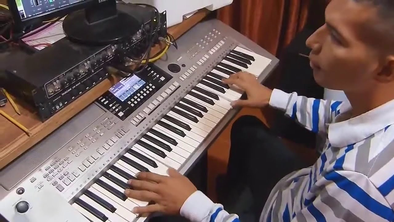 Vallenato Cristiano en teclado 1ra  part