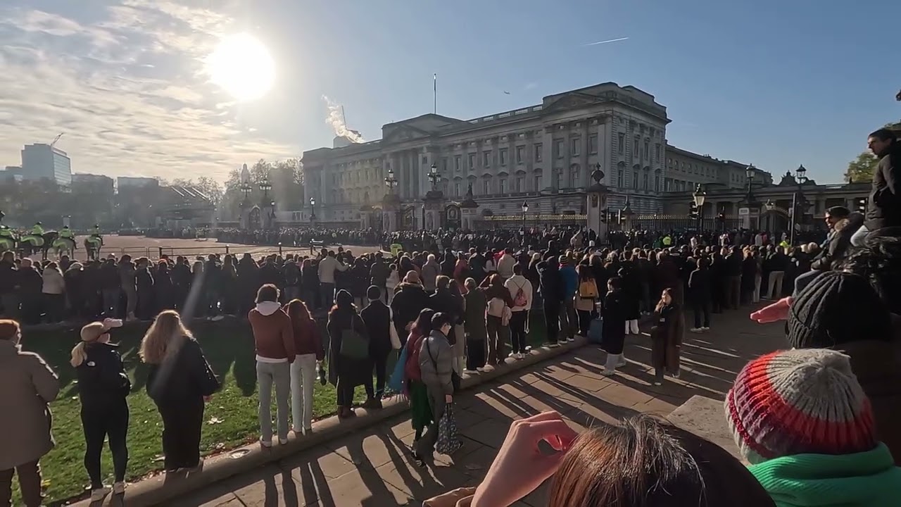 Buckingham Palace Wachwechsel  