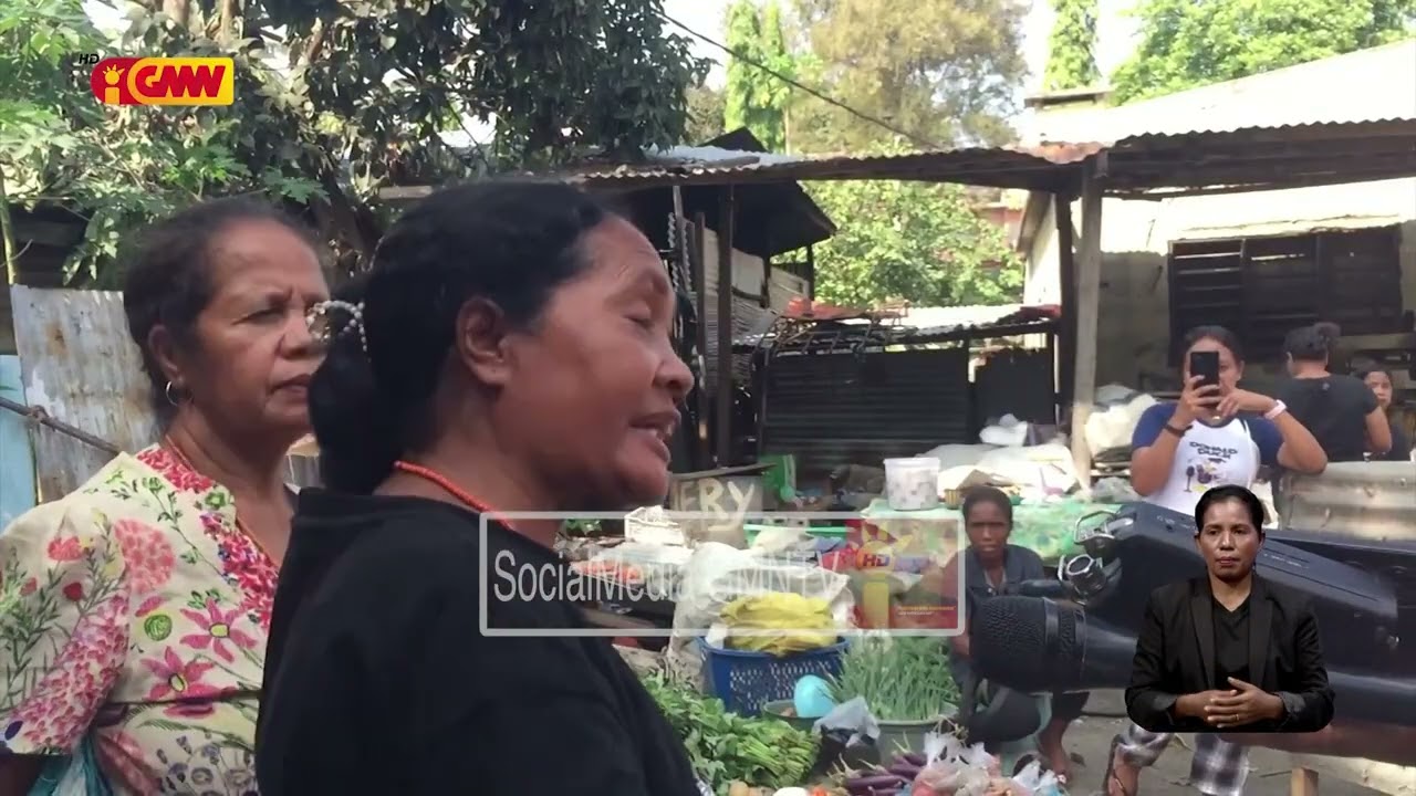 Ekipa konjunta muda tan negosiante husi Vila Antiga Baucau ba merkadu foun Tuanau