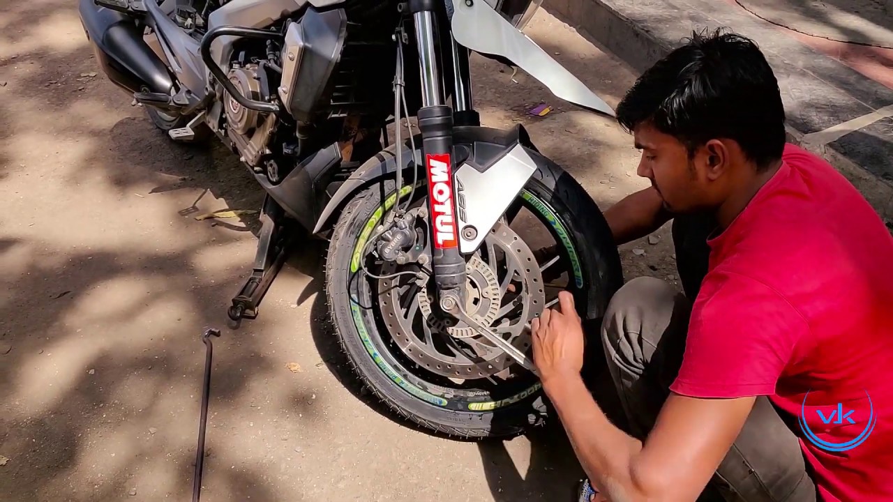 Ceat Zoom Rad x1Tyre for Dominar 400 | Dominar 400 Tyre Change