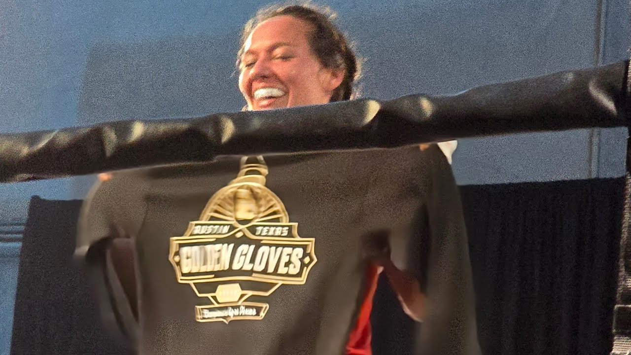 Leeanne Brown(R) v. Regine Kalala(B) - 2026 Austin Golden Gloves