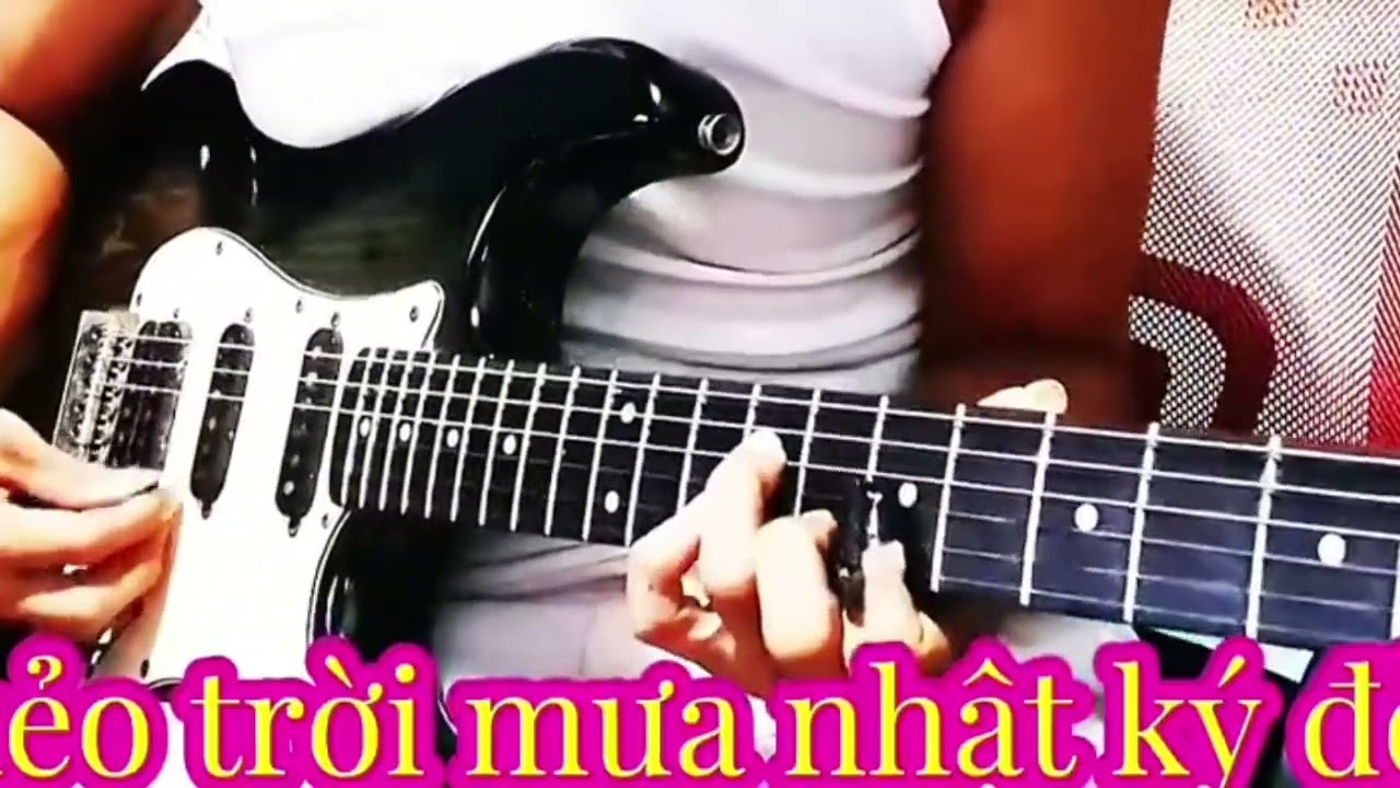 mưa bão tới đóng cửa nghe nhạc liu riu cả nhà nhé