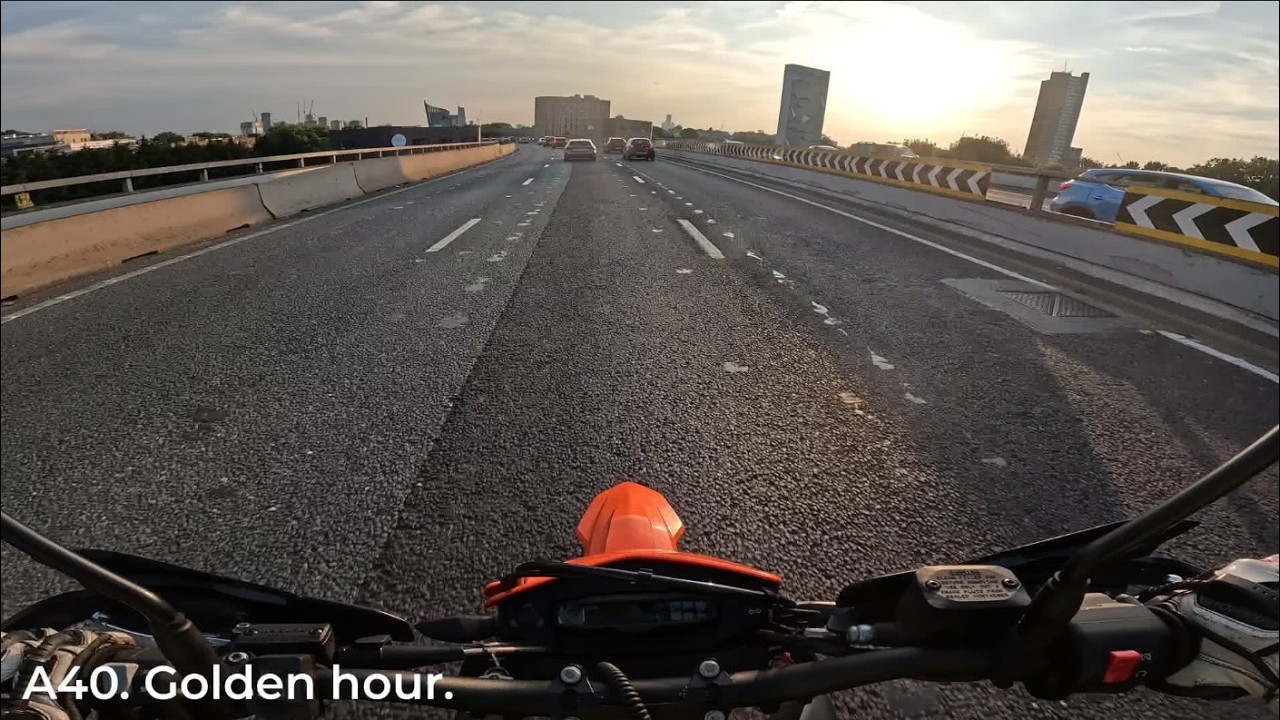 Daily Obs #3 | “This Is London” — Close Calls, Little Courtesies & Golden Hour