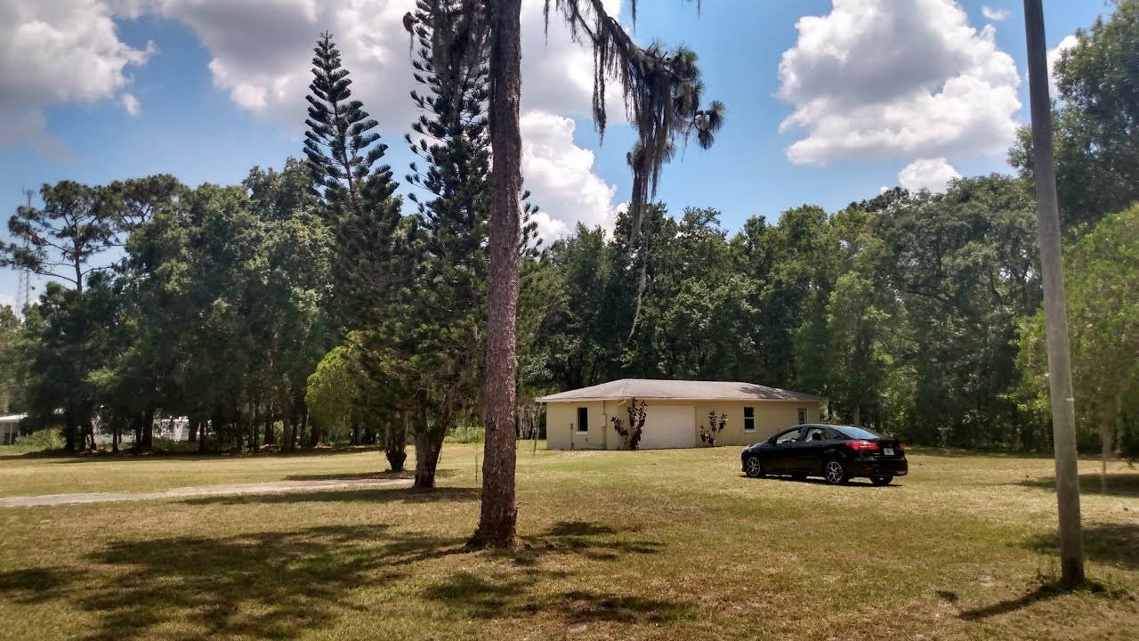 Se Vende Casa en el Campo con UN ACRE Y MEDIO de Terreno en Orlando Florida 32820