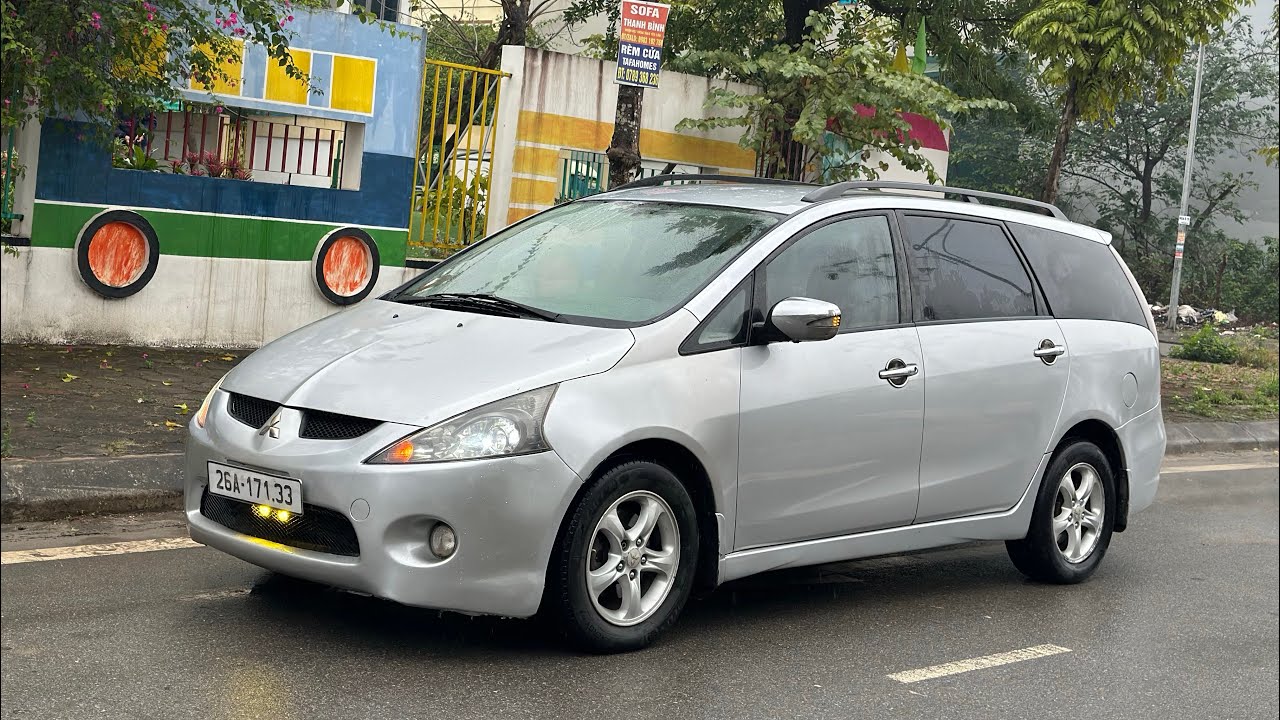 155tr MITSUBISHI GRANDIS 2005AT XE GĐ ĐẠI CHẤT ALO 0346871990