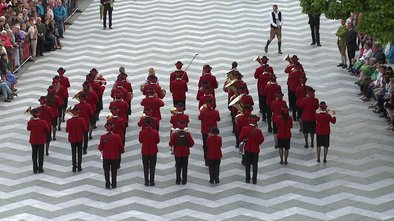 Bezirksmusikfest 2016 in Mondsee - MK Tiefgraben