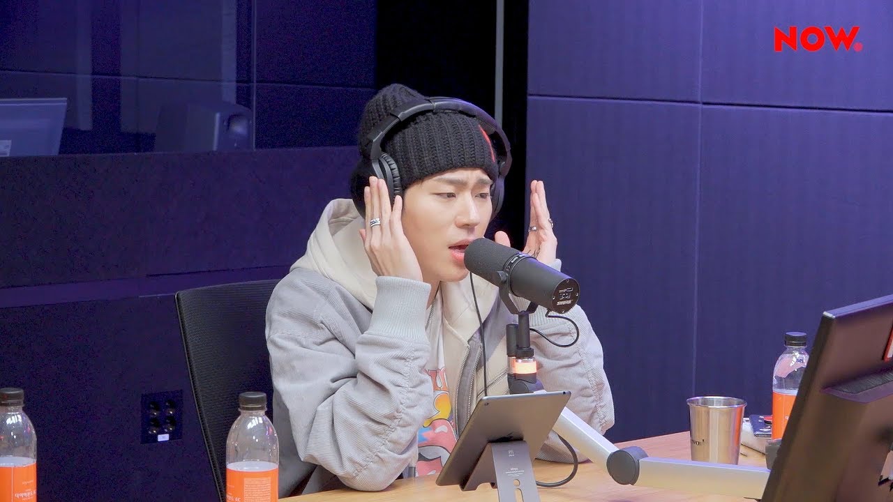 지코 - 아무노래 (LIVE) / RAPHOUSE ON AIR (EP.21)