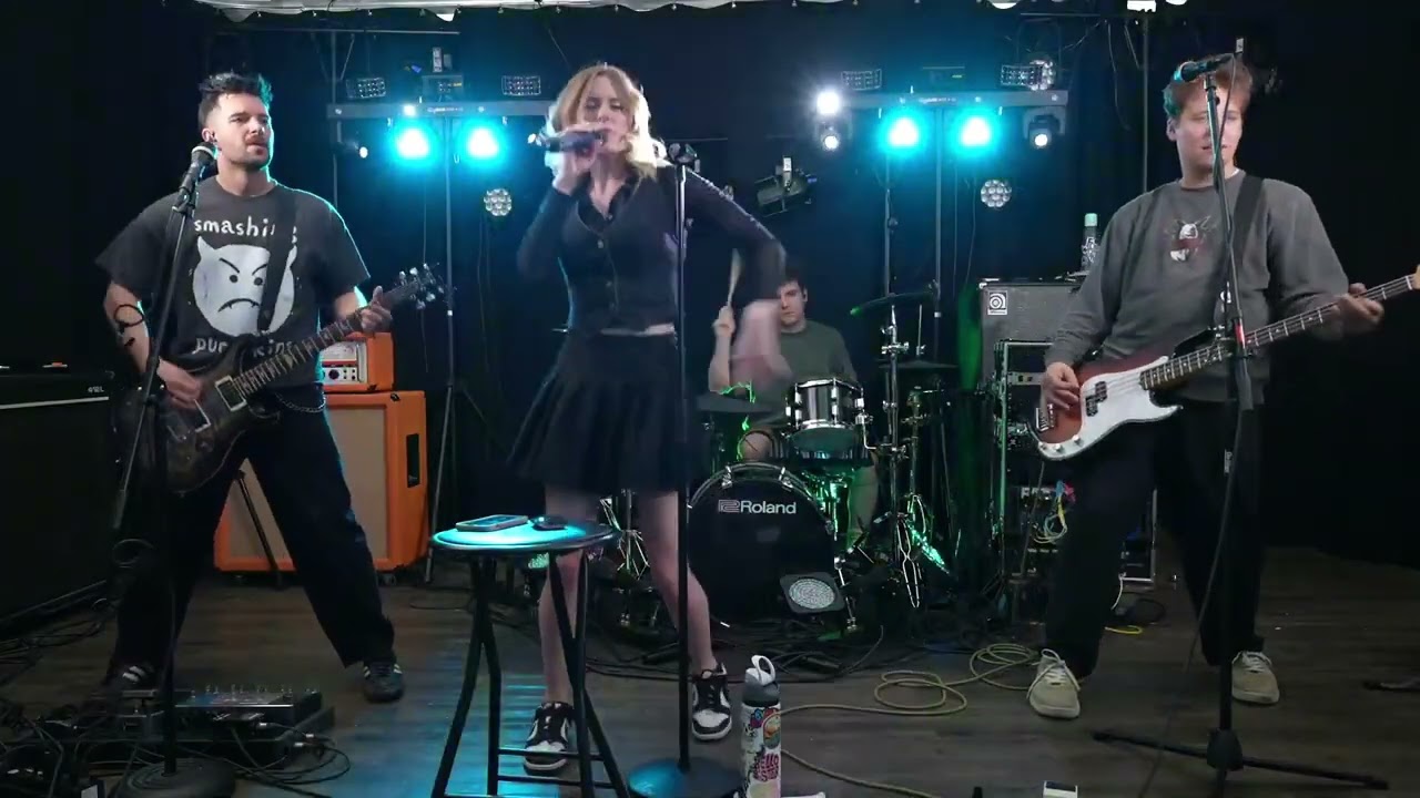 Slither - Velvet Revolver (Live Electric Cover by First To Eleven)