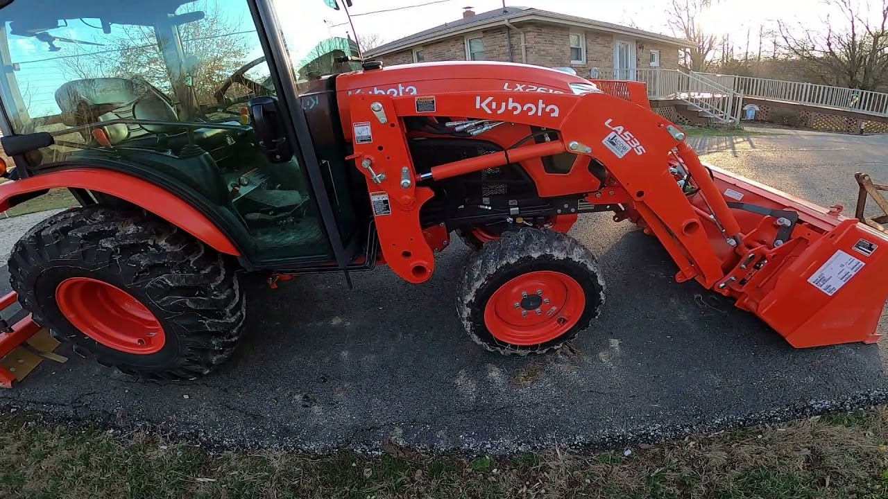 LX2610 Cab. Reviewed by Home/hobby Farm user. Loader, Graple, Box Blade, Bush Hog.