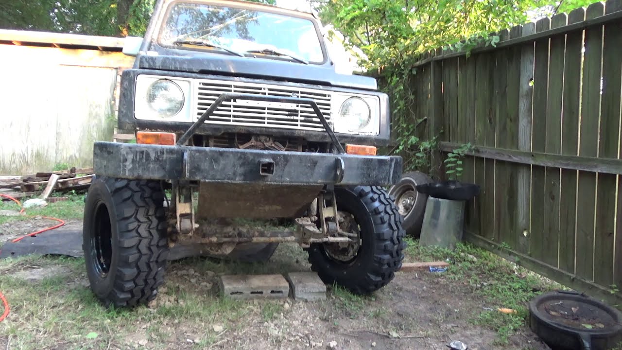 Suzuki samurai wheels and tires Procomp series 97 wheels 15x8,  super swamper tsl bias ply 31x10.50.