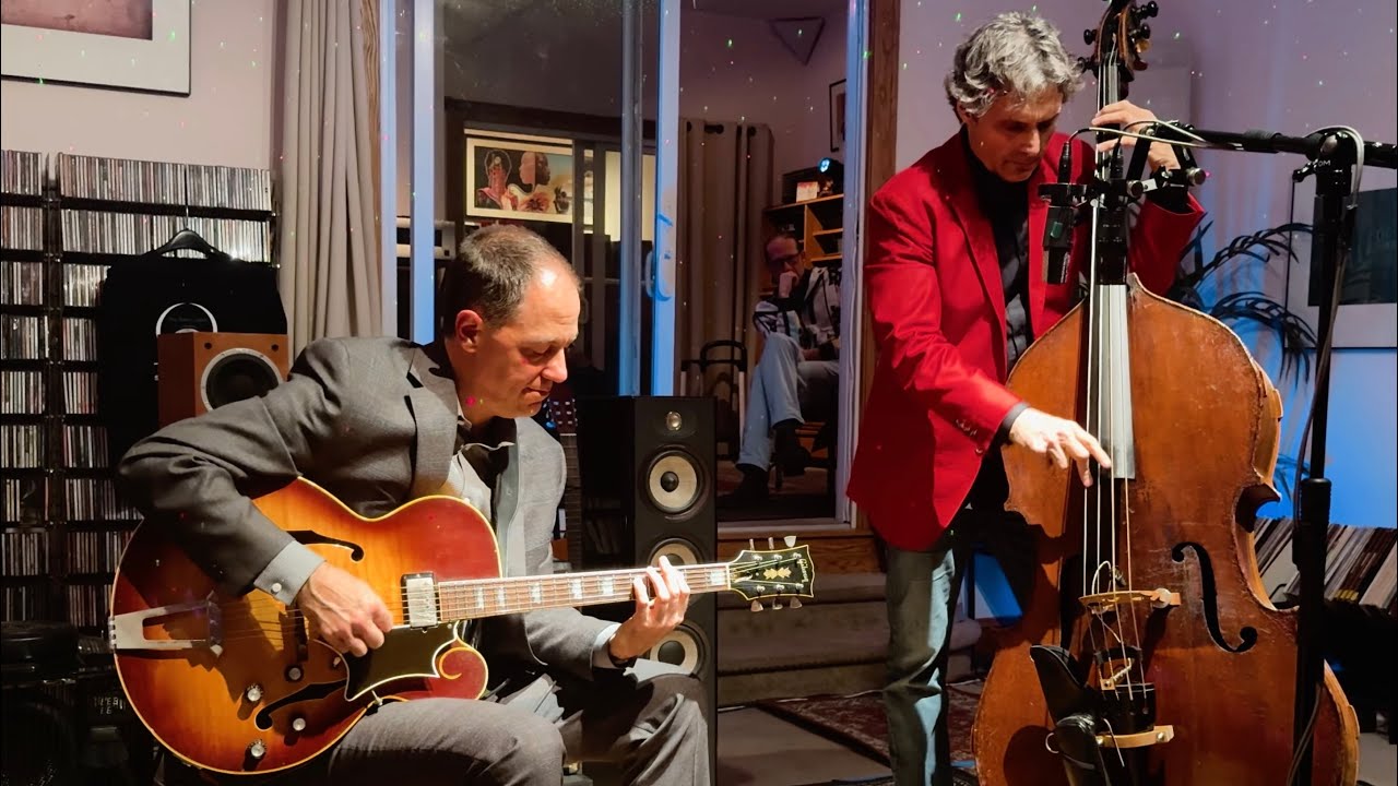 Andy Brown and Dennis Carroll Guitar/Bass Duet - LIVE In Chicago - COMPLETE CONCERT