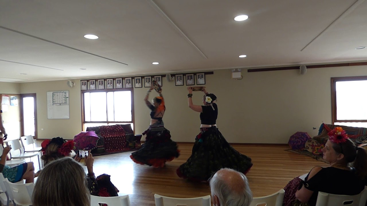 AZULA TRIBAL Bellydance BASKET DANCE with Kelly and Bethany