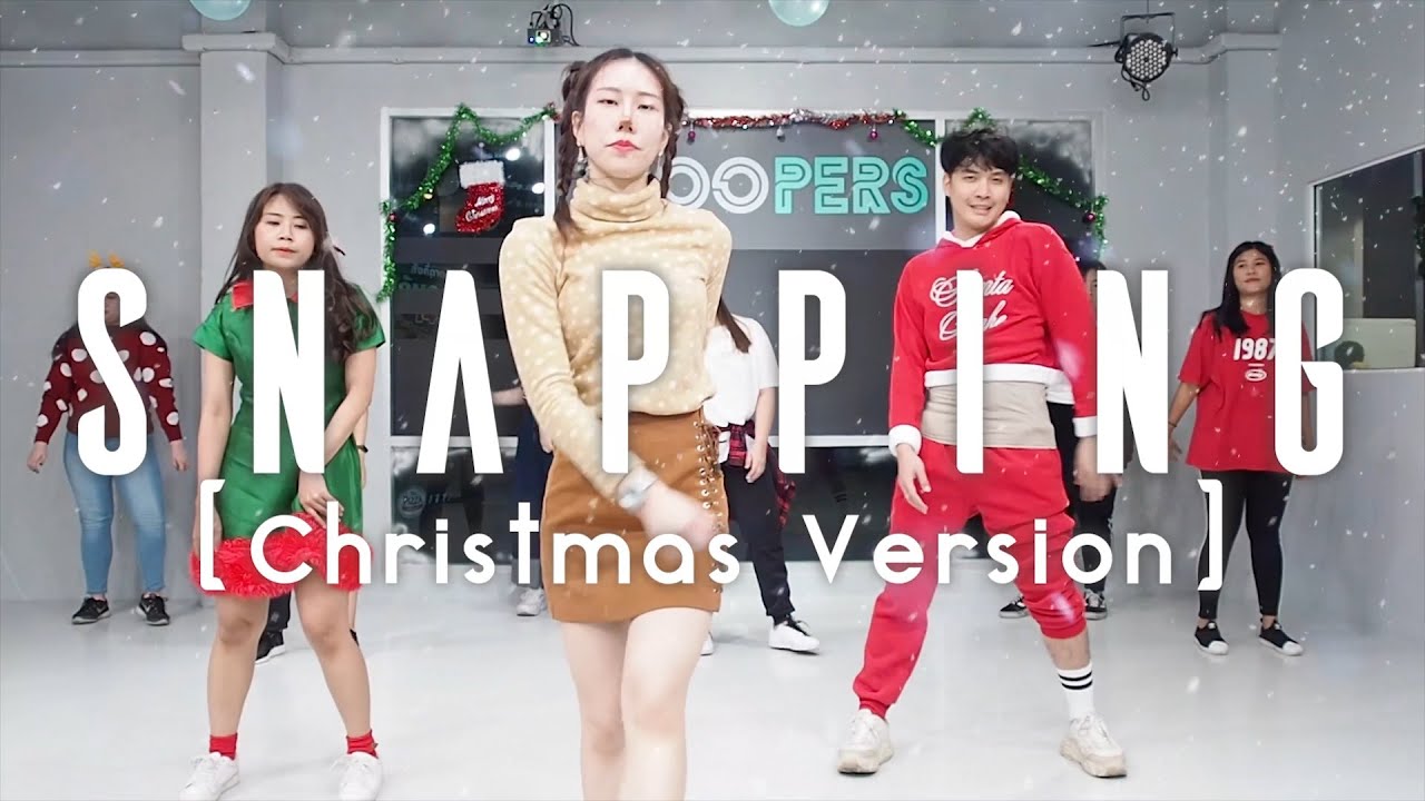 Snapping Christmas Ver.- 청하 (CHUNGHA) | By Lihn Troopers Studio