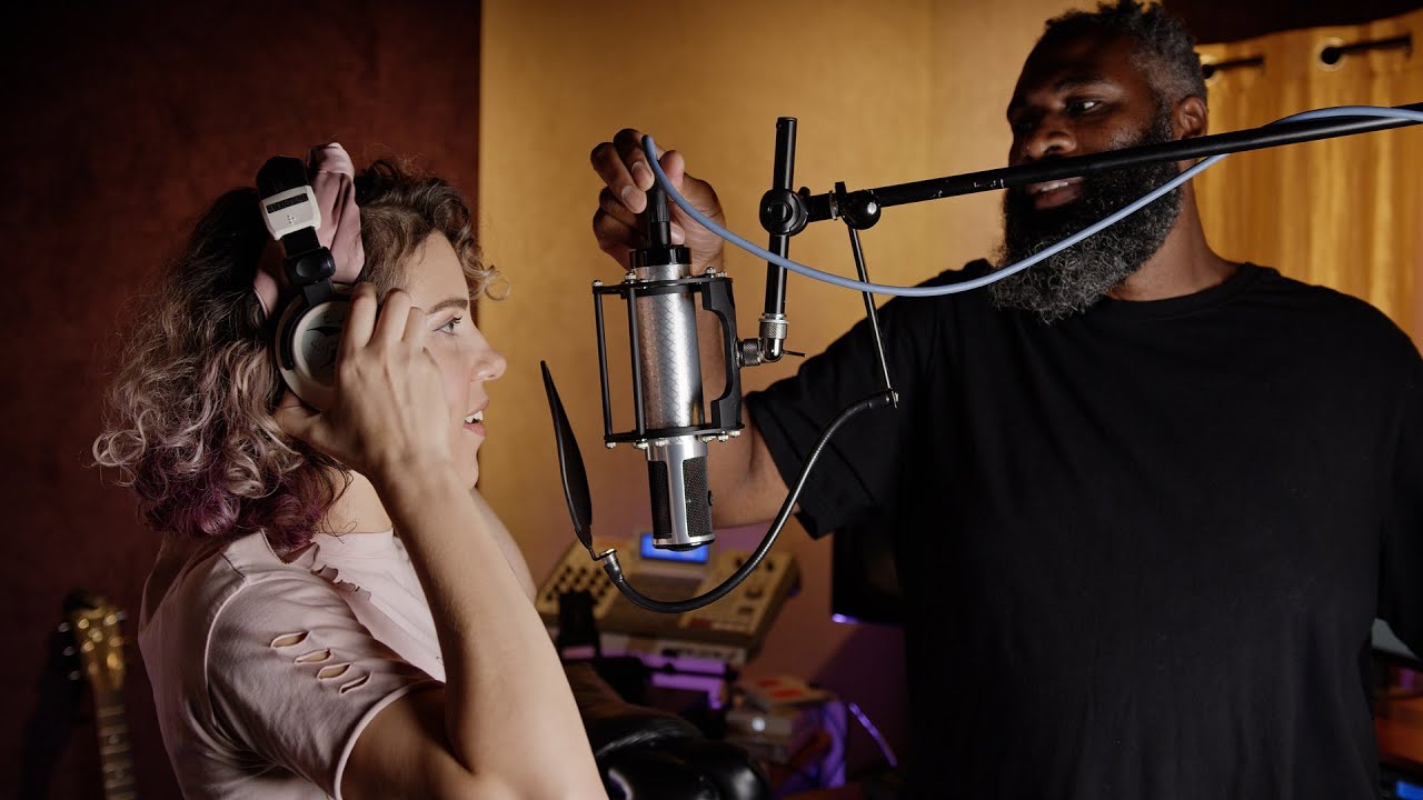 Dr&eacute; Bowman and the Manley Reference Silver Mic