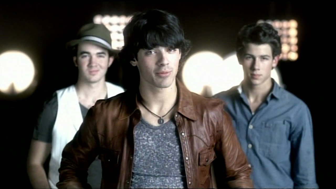 It's On - Camp Rock 2 sur Disney Channel avec Demi Lovato et les Jonas Brothers