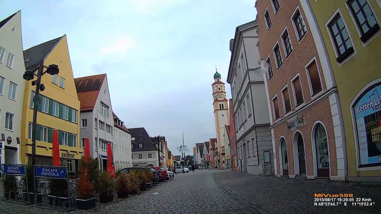 D: Stadt Schrobenhausen. Landkreis Neuburg-Schrobenhausen. Fahrt durch die Stadt. August 2015